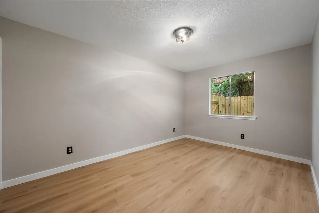 8322 Doe Meadow Drive Austin TX 78749