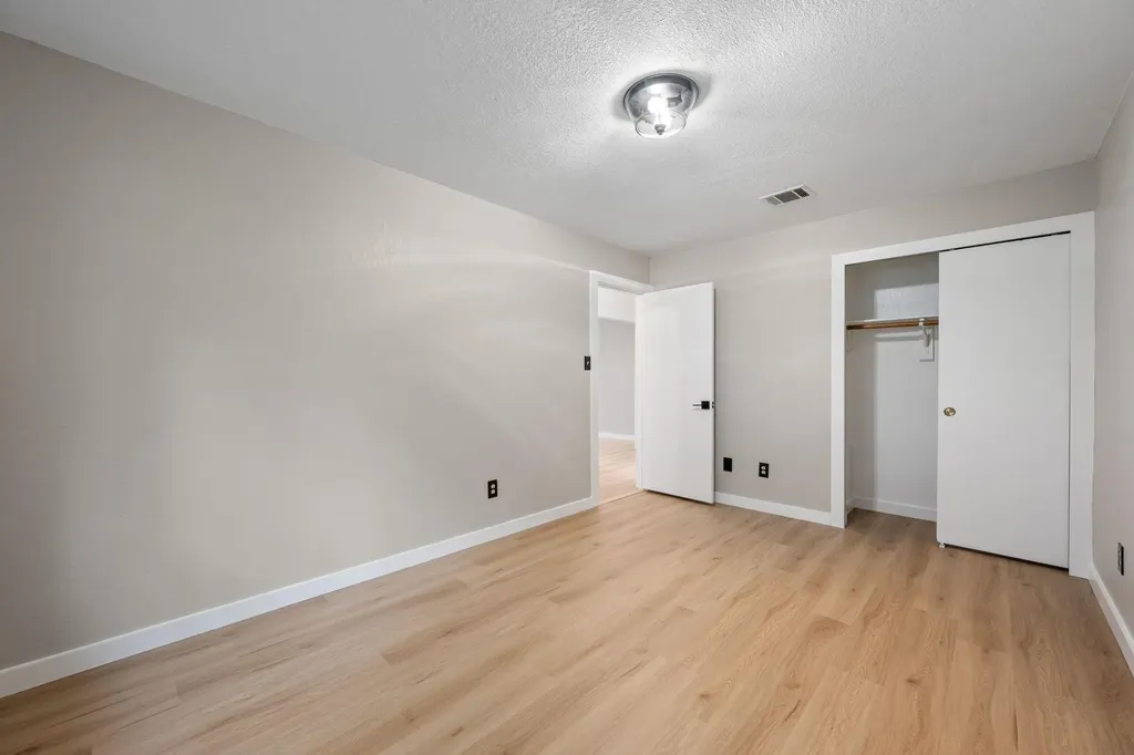 8322 Doe Meadow Drive Austin TX 78749
