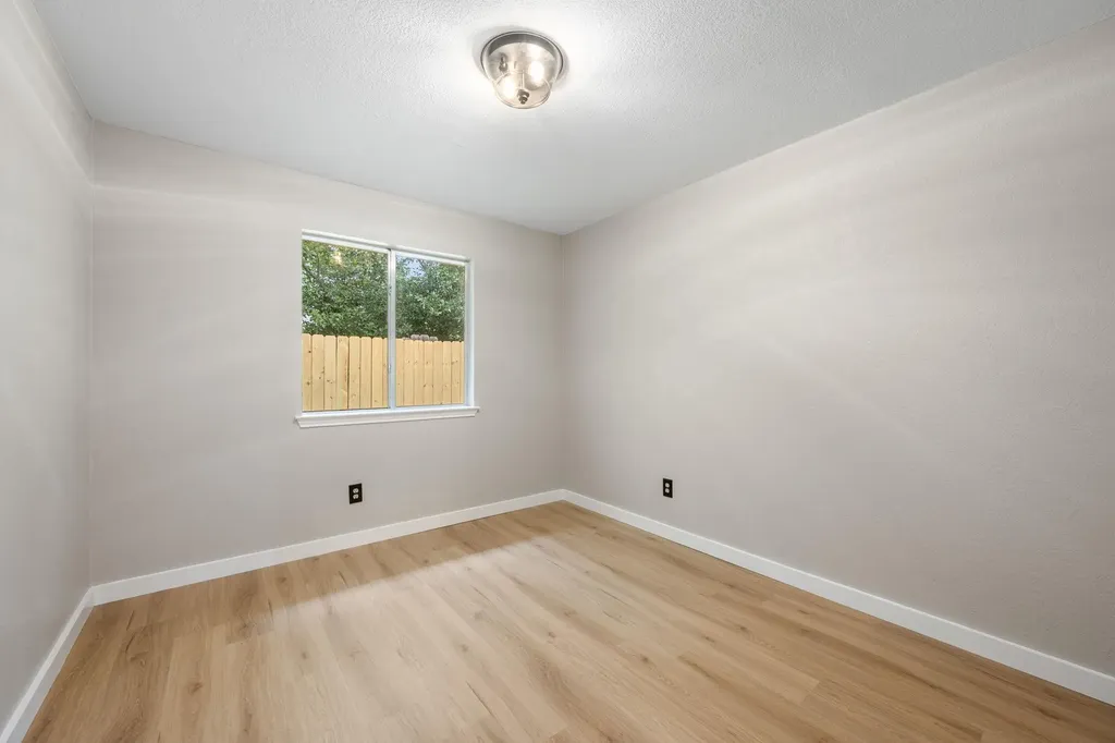 8322 Doe Meadow Drive Austin TX 78749