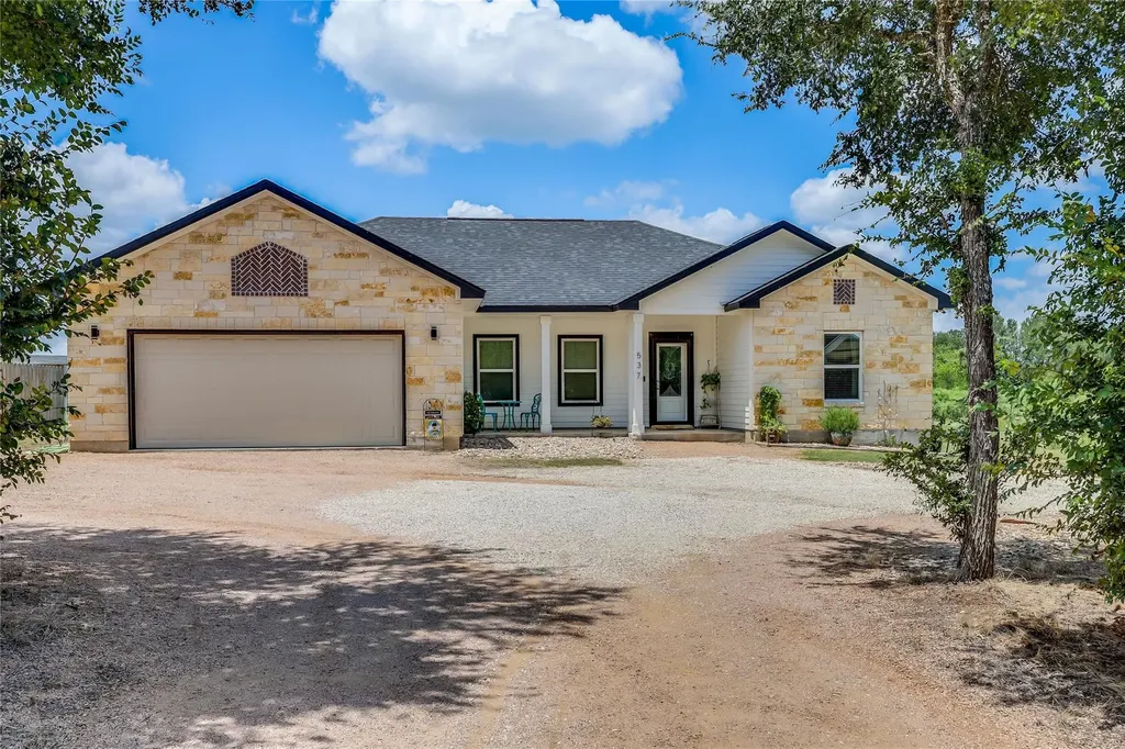 537 Lower Elgin Road Elgin TX 78621