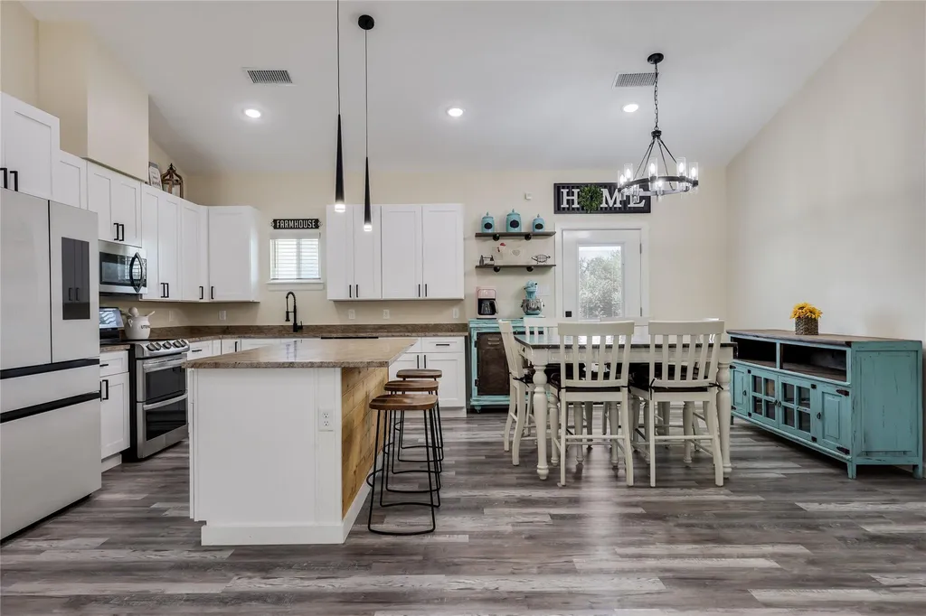 537 Lower Elgin Road Elgin TX 78621
