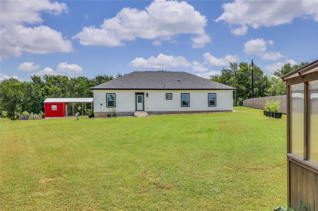 537 Lower Elgin Road Elgin TX 78621