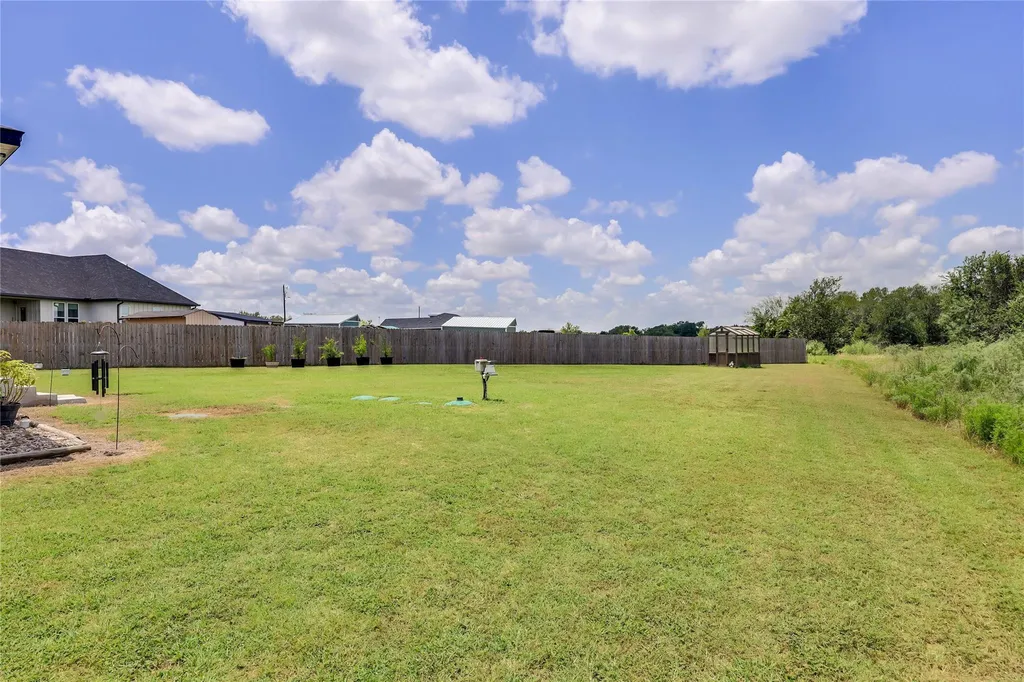 537 Lower Elgin Road Elgin TX 78621