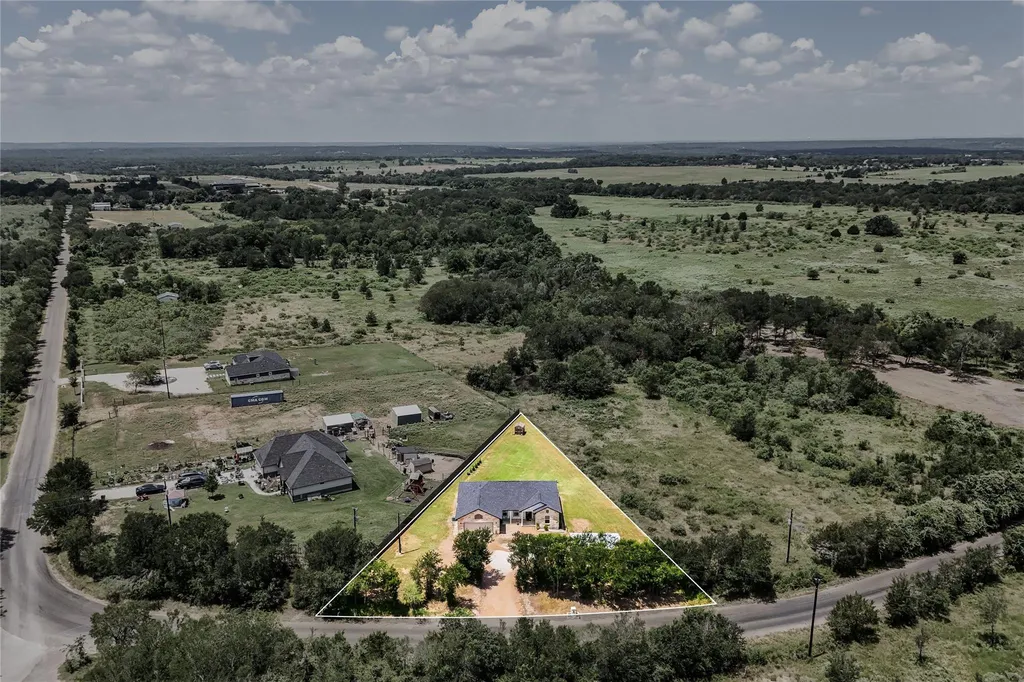 537 Lower Elgin Road Elgin TX 78621