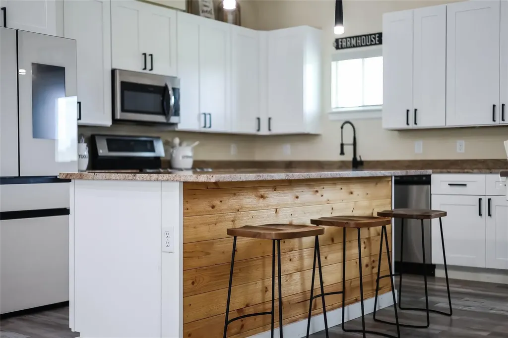 537 Lower Elgin Road Elgin TX 78621