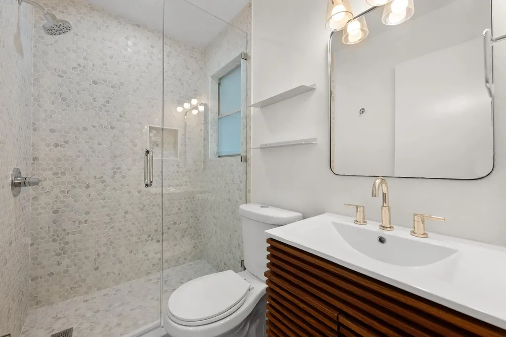 902 Emerald Wood Drive Austin TX 78745
