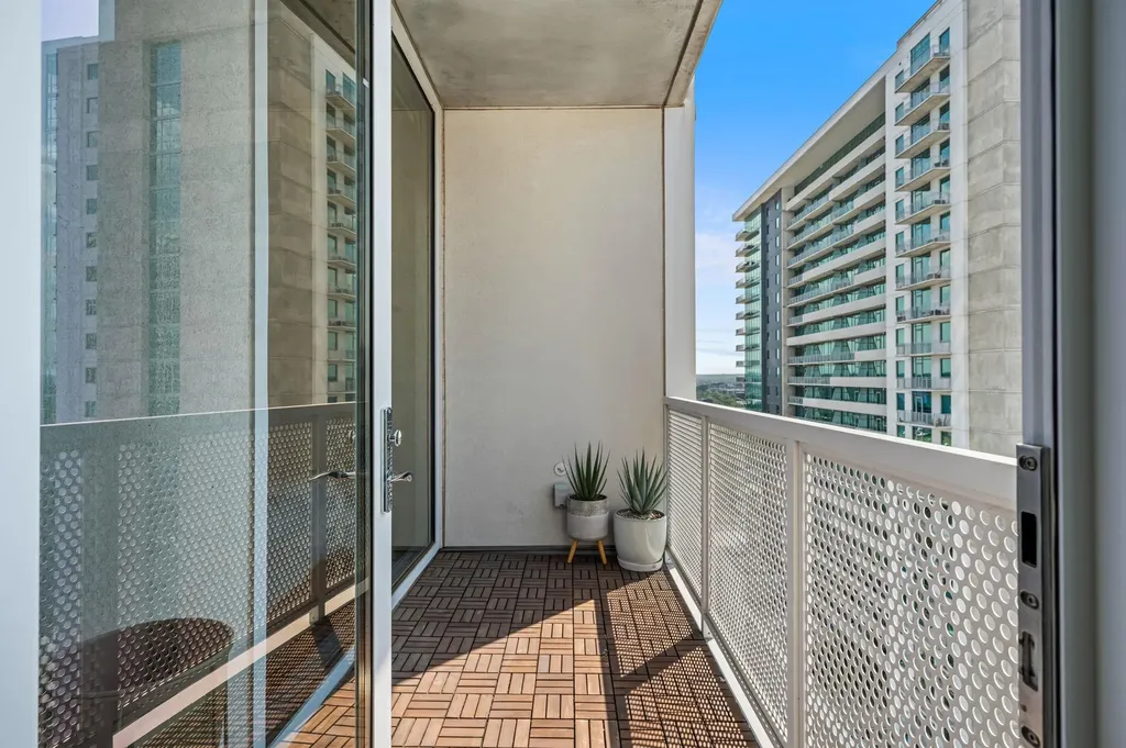 301 West Avenue Austin TX 78701
