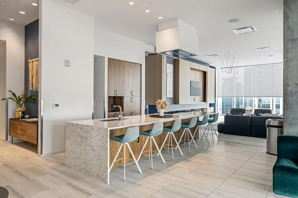 301 West Avenue Austin TX 78701