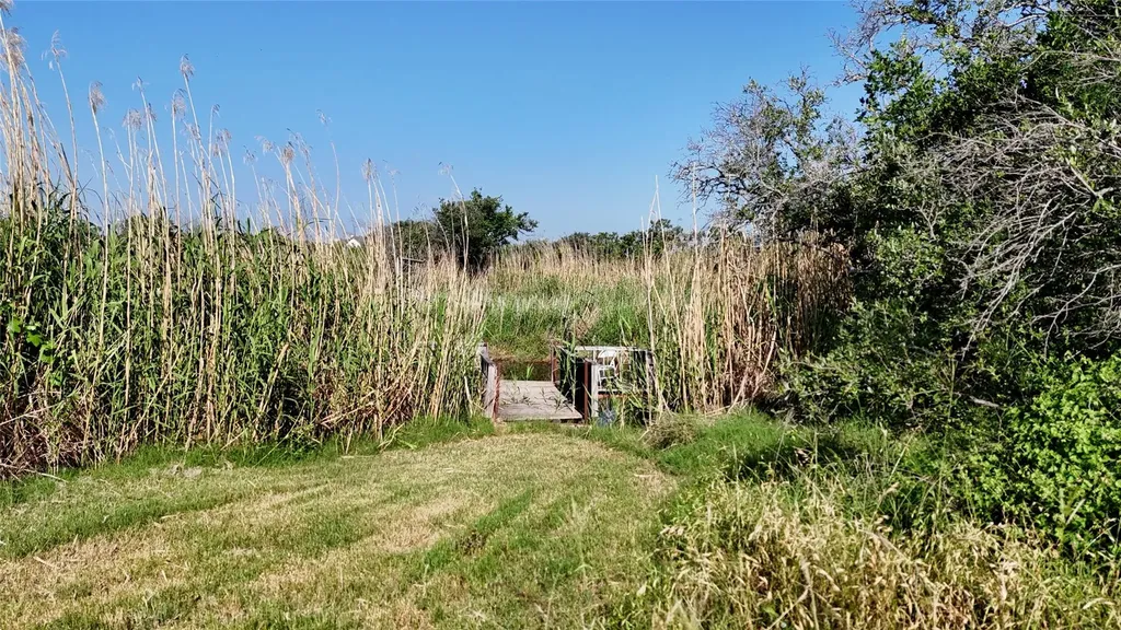 204 Lagitos Lane Llano TX 78643