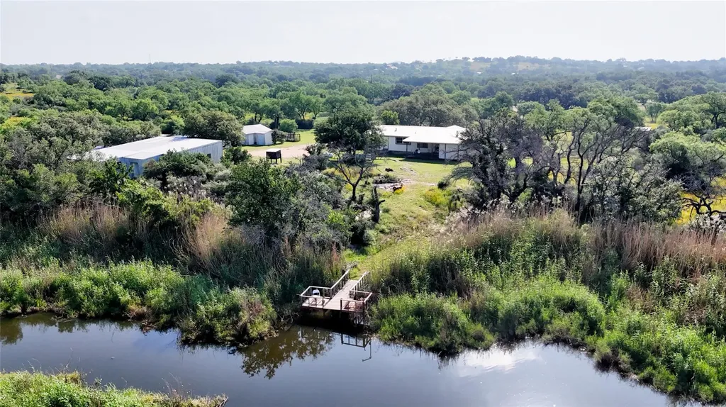 204 Lagitos Lane Llano TX 78643