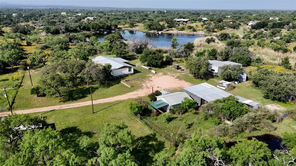 204 Lagitos Lane Llano TX 78643