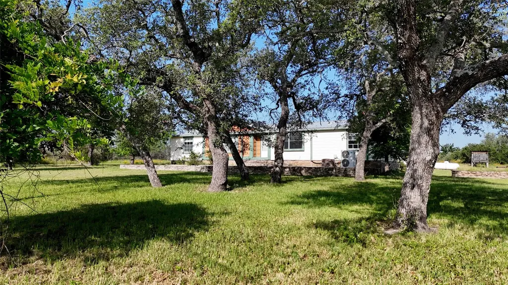 204 Lagitos Lane Llano TX 78643