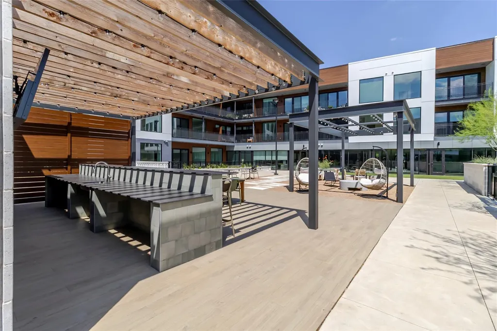 2209 S 1st Street Austin TX 78704