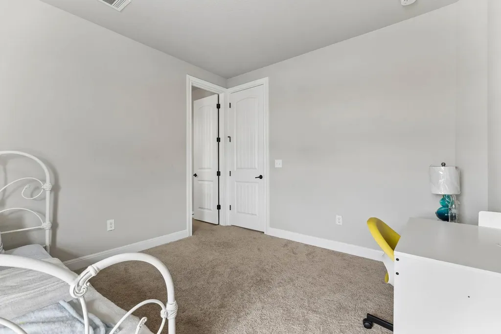 106 Groesbeck Lane Leander TX 78641