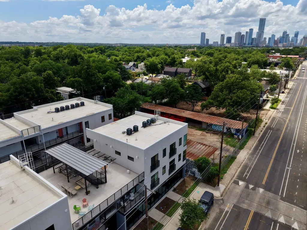 2709 E 5th Street Austin TX 78702