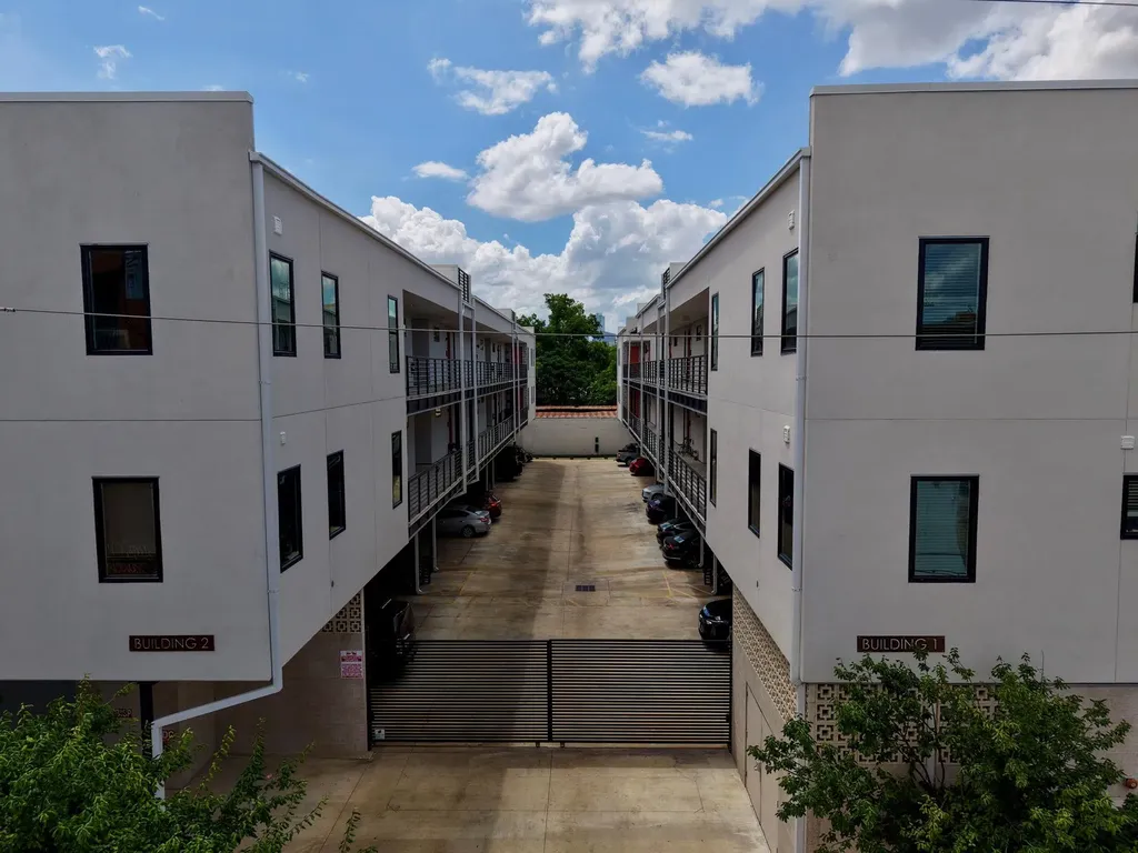 2709 E 5th Street Austin TX 78702