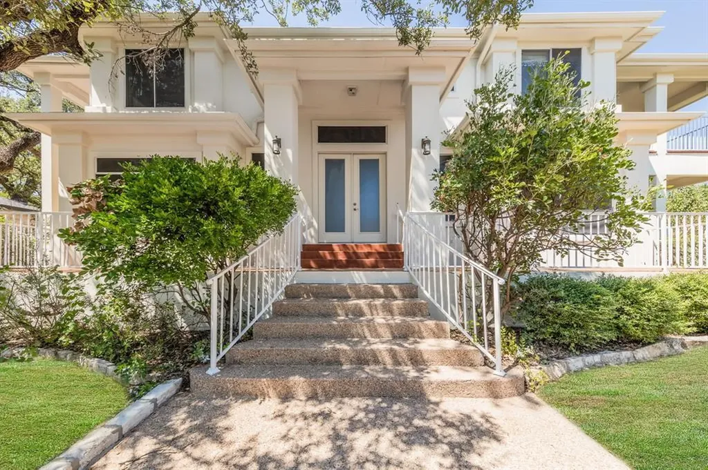 1704 Randolph Ridge Trail Austin TX 78746