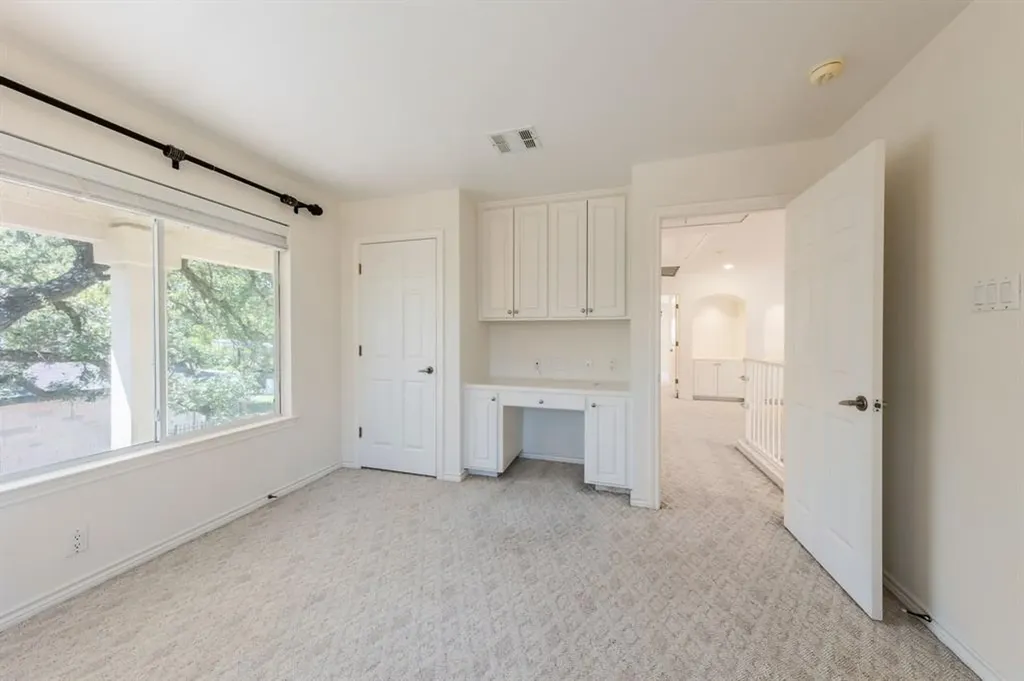1704 Randolph Ridge Trail Austin TX 78746