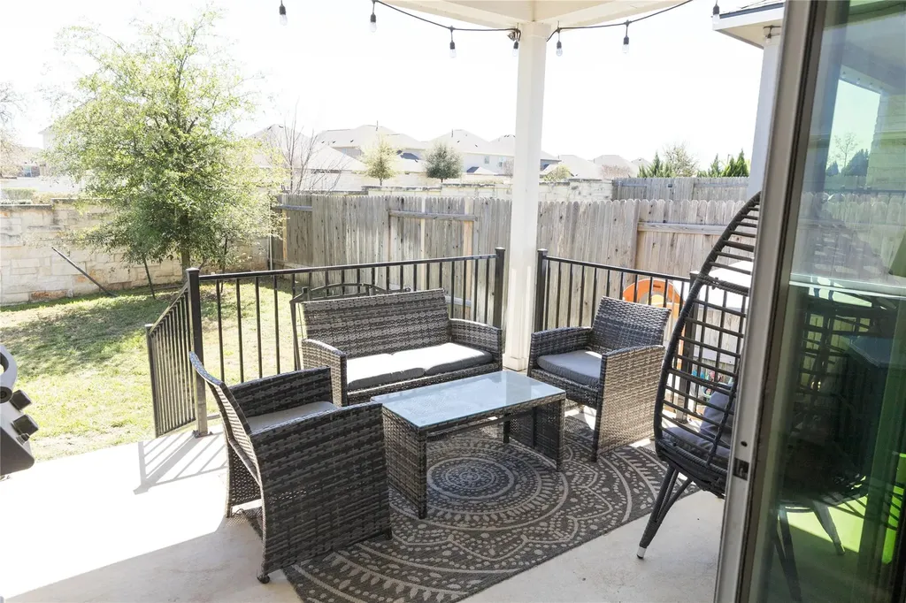 304 Winding Hollow Lane Georgetown TX 78628
