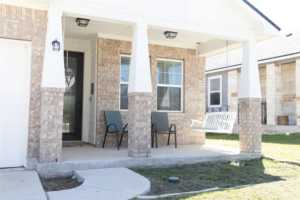 304 Winding Hollow Lane Georgetown TX 78628