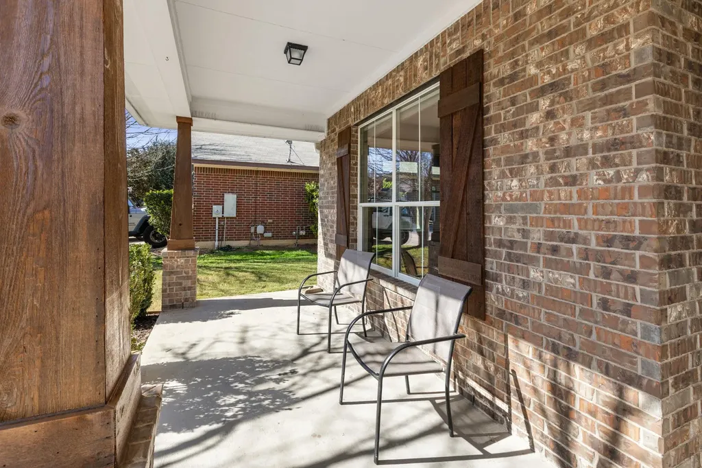 221 Blossom Valley Stream Buda TX 78610