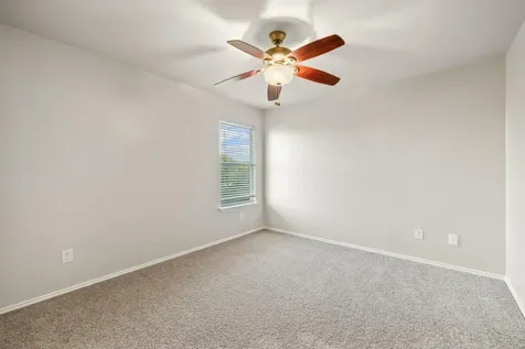 124 Steven Street Hutto TX 78634