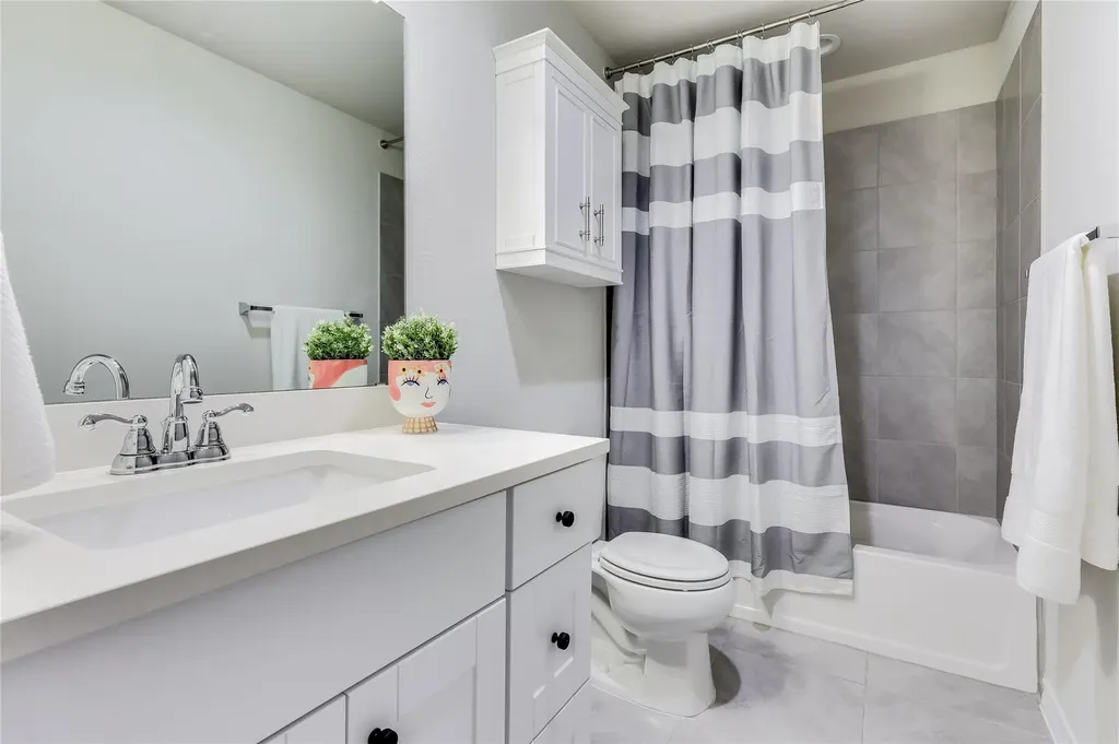 5216 Golden Canary Lane Austin TX 78723