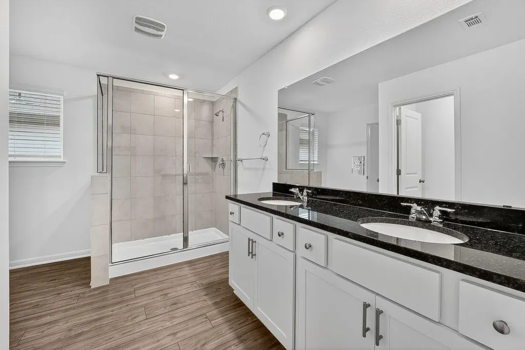 14124 Edna Maxine Walk Del Valle TX 78617