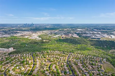 5504 Viewpoint Drive Austin TX 78744