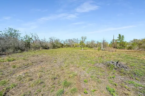 000 Leisure Lane Cedar Creek TX 78612