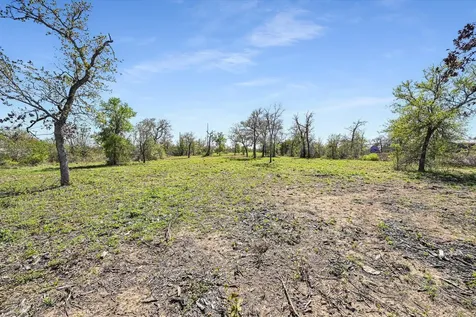 000 Leisure Lane Cedar Creek TX 78612