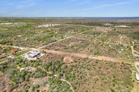 000 Leisure Lane Cedar Creek TX 78612