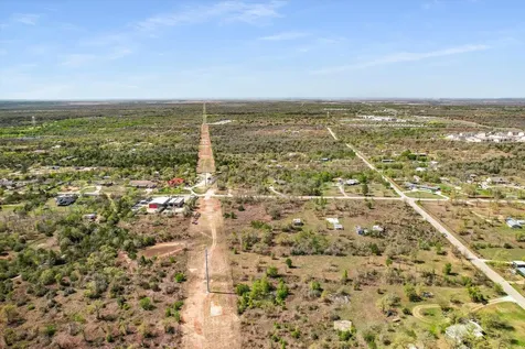 000 Leisure Lane Cedar Creek TX 78612