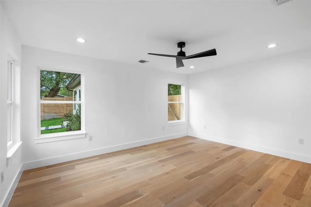 4906 Enchanted Lane Austin TX 78745