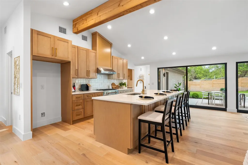 4906 Enchanted Lane Austin TX 78745