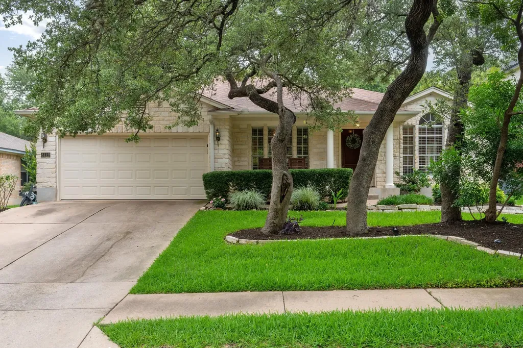 8112 Luling Lane Austin TX 78729
