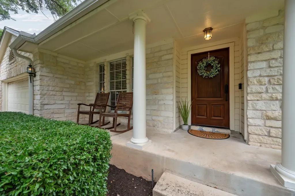 8112 Luling Lane Austin TX 78729