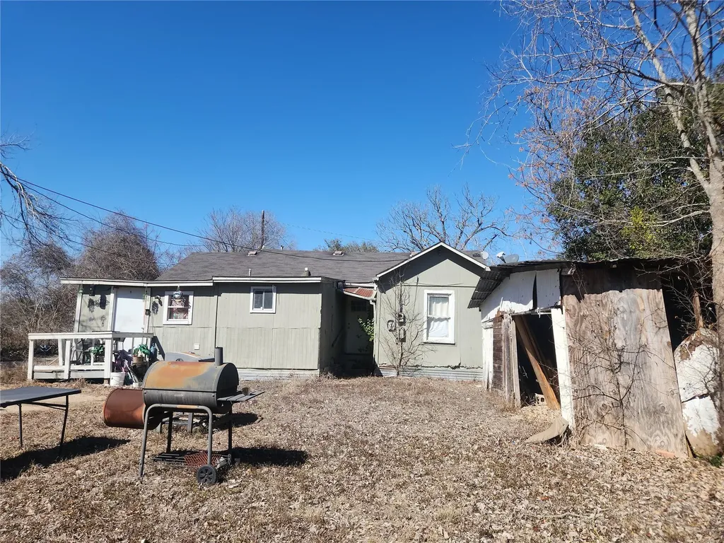 1006 Proctor Street Lockhart TX 78644