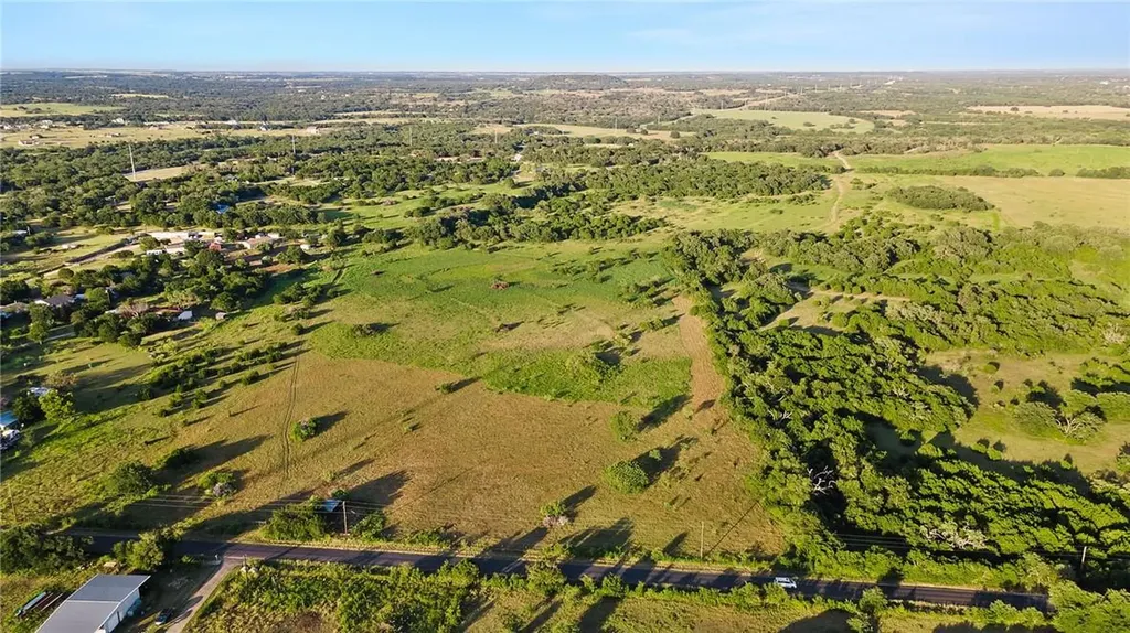 5274 County Road 200 Liberty Hill TX 78642