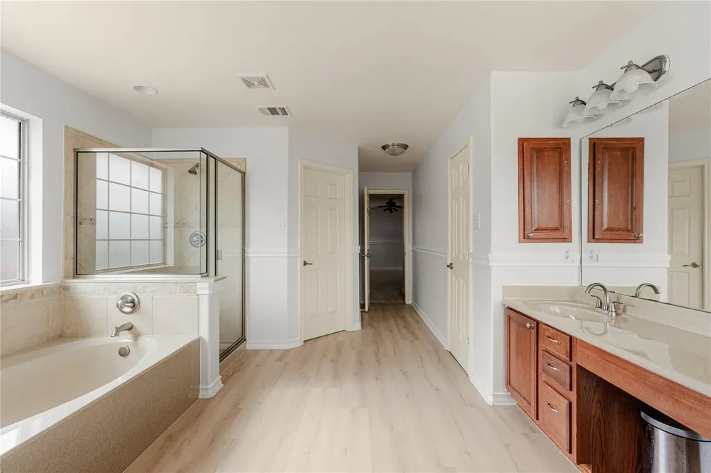 212 Camperdown Elm Drive Austin TX 78748