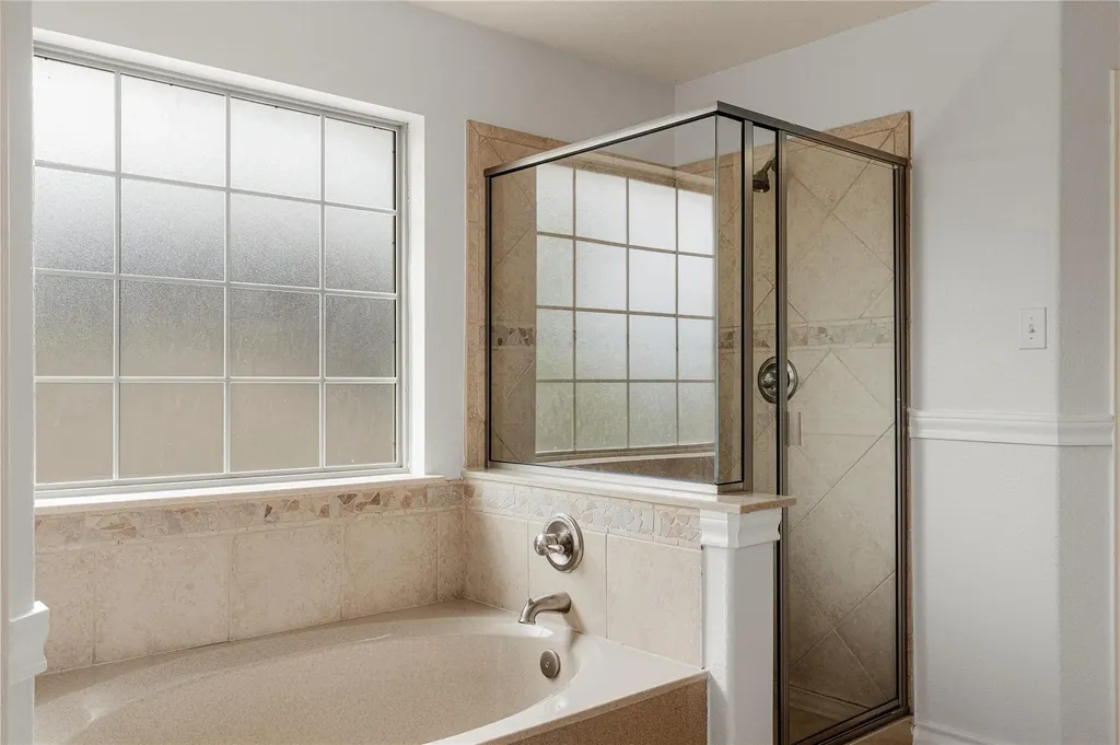 212 Camperdown Elm Drive Austin TX 78748