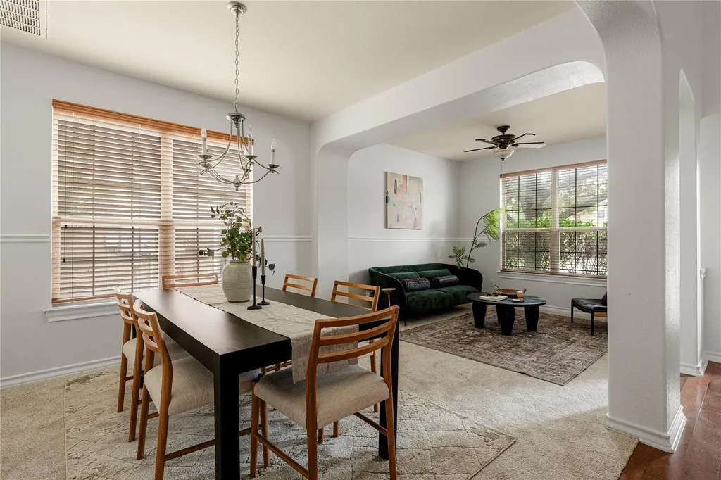 212 Camperdown Elm Drive Austin TX 78748