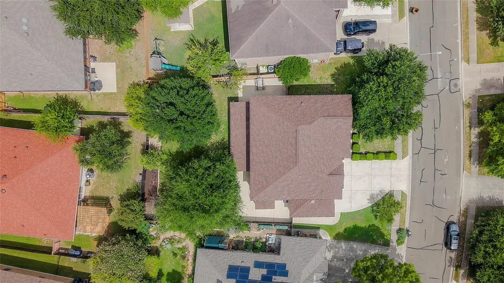 212 Camperdown Elm Drive Austin TX 78748