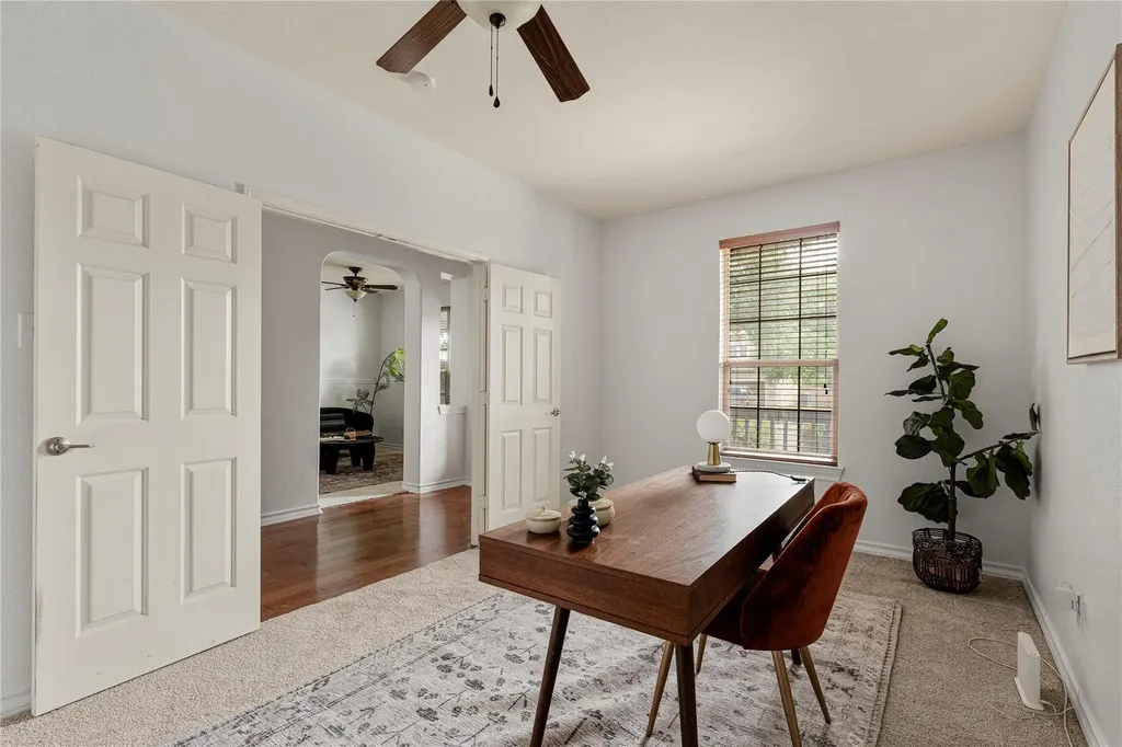 212 Camperdown Elm Drive Austin TX 78748