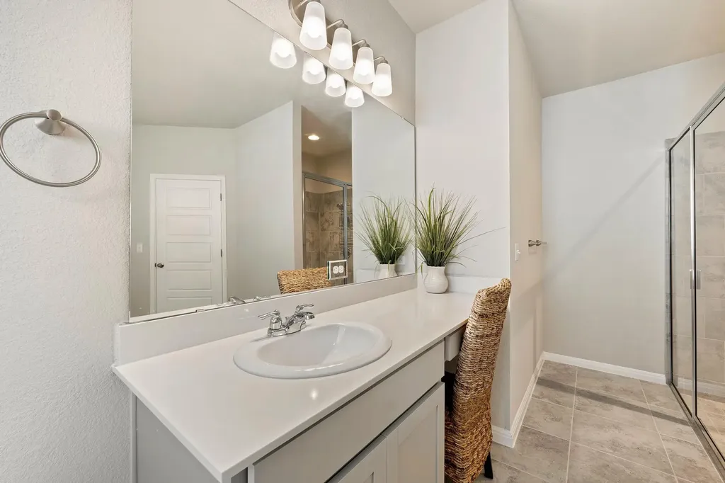 137 Broken Oak Drive Liberty Hill TX 78642