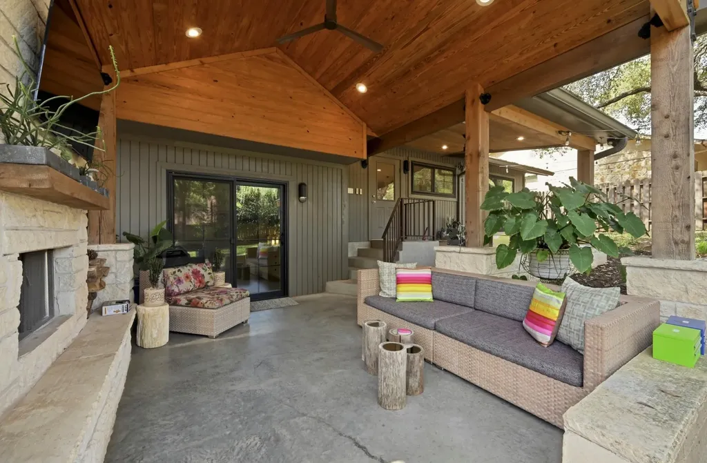 3100 Honey Tree Lane Austin TX 78746