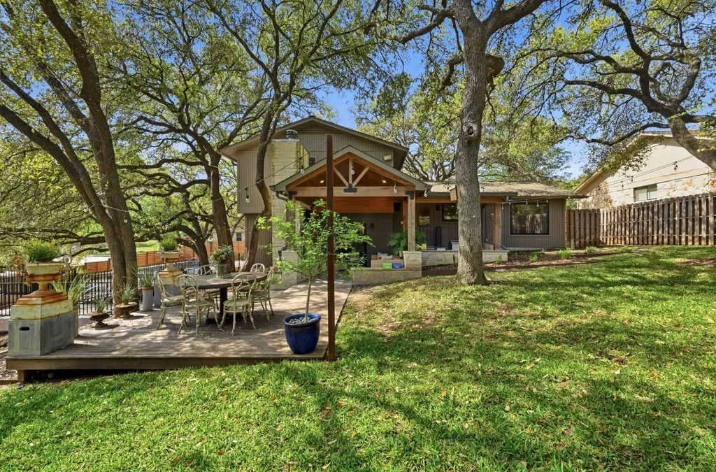 3100 Honey Tree Lane Austin TX 78746