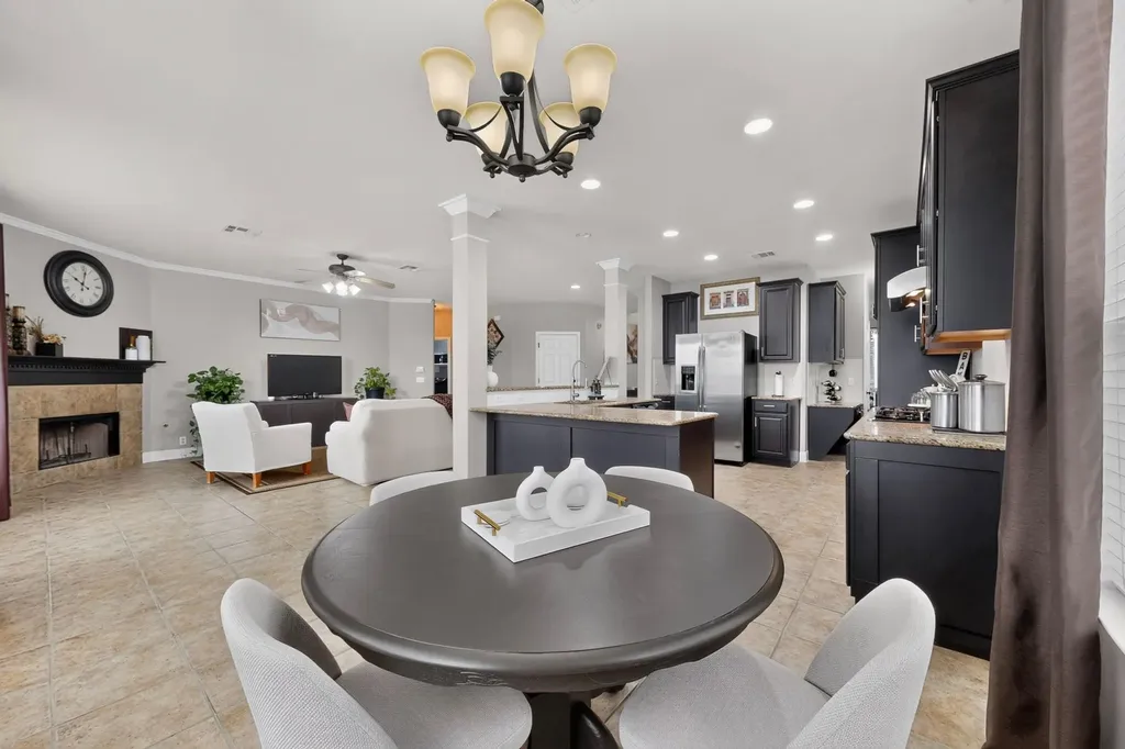 2544 Salorn Way Round Rock TX 78681
