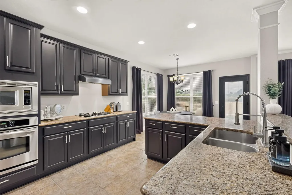 2544 Salorn Way Round Rock TX 78681