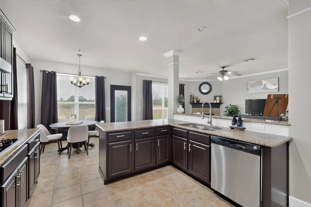 2544 Salorn Way Round Rock TX 78681